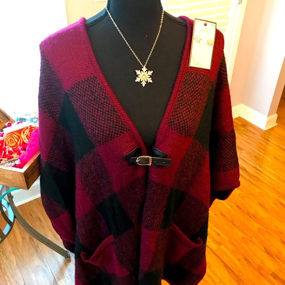 89Th&Madison shawl plaid pleather closer